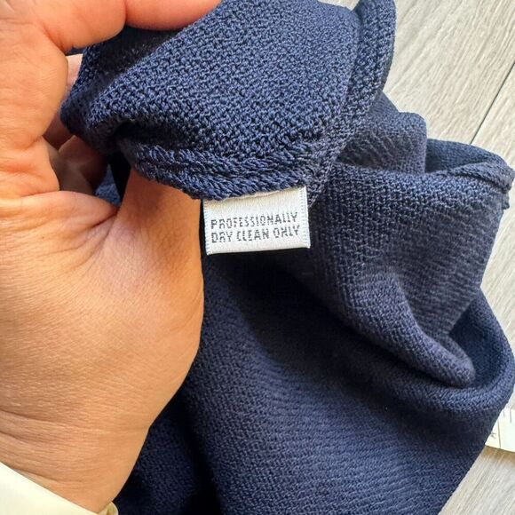 St John Basics Santana Knit Skirt Pencil Straight Navy Wool Blend Elastic Waist - Picture 6 of 7